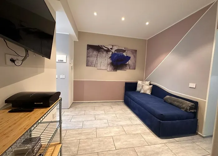 - A Due Passi דירה