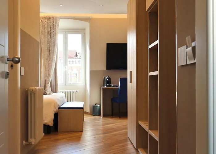 - A Due Passi סנרמו