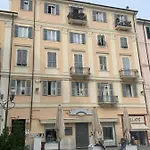 アパート - A Due Passi