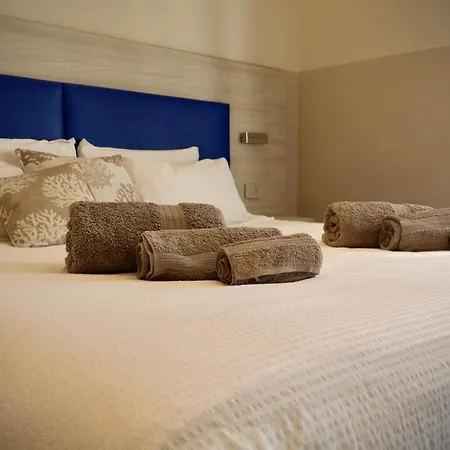 - A Due Passi Апартаменты