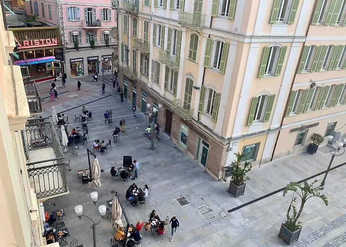 - A Due Passi * Санремо